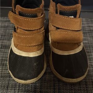 Sorel Out and About Boots. Toddler Size 10.